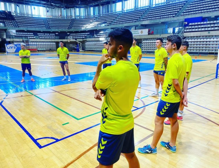 Nacho Torres completa la primera semana de entrenamientos con el Bisontes