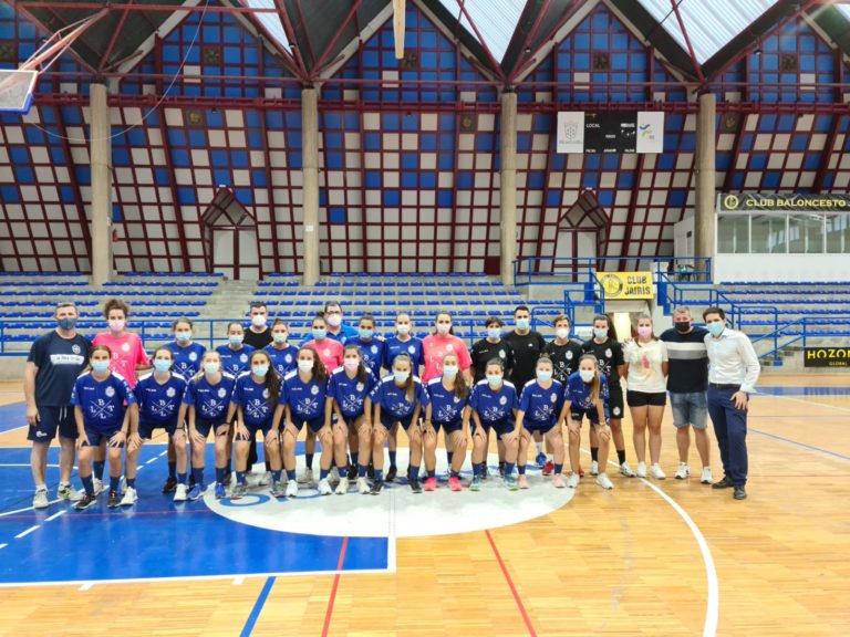 Claudia Navas ya entrena con el Futsal Alcantarilla