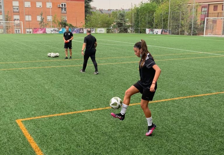 Ángela Ortiz ya entrena con el Madrid CF Femenino