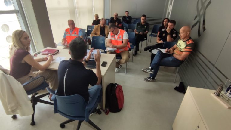 Reunión de coordinación y seguridad con motivo de la Copa de Europa de Triatlón