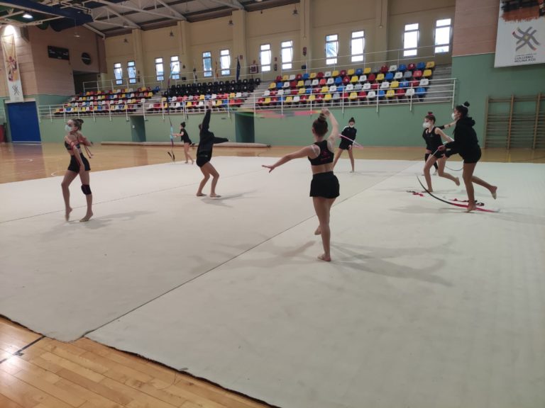 Finaliza la Jornada de Puertas Abiertas de gimnasia rítmica en el Guillermo Molina