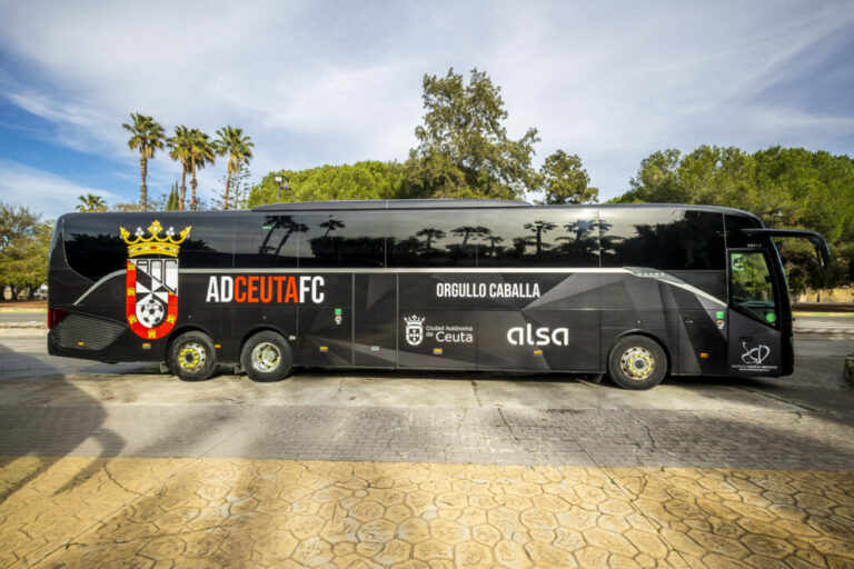 2 AUTOBUSES GRATIS PARA LA AFICIÓN DE LA AD CEUTA FC