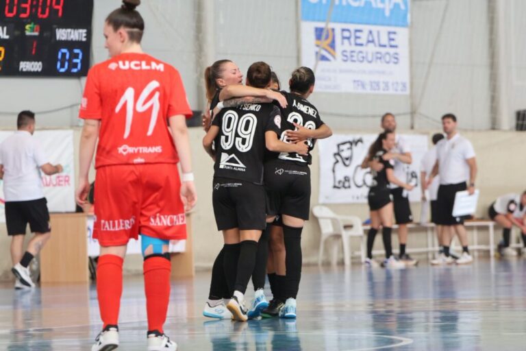 (2-4) La AD Ceuta FC vence en Almagro y acaricia el ascenso a Primera División