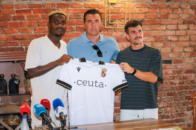 Presentación oficial de José Joaquín Matos como nuevo jugador del AD Ceuta FC