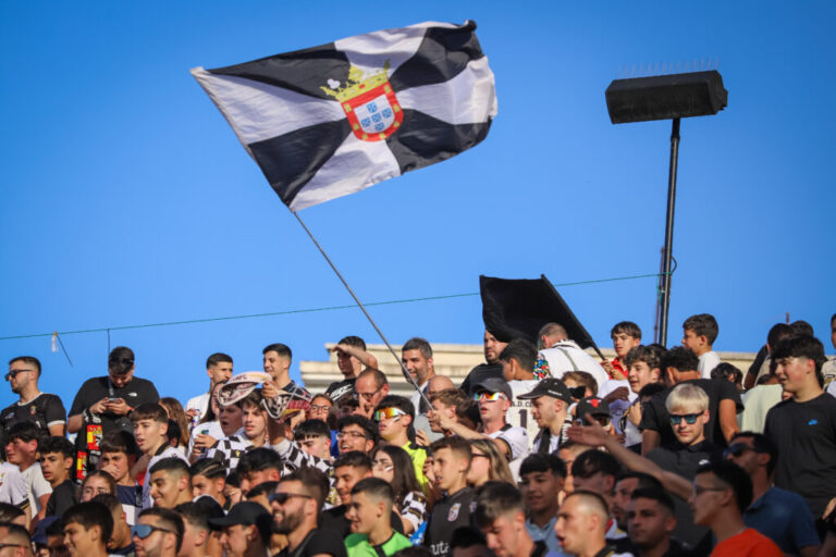 LALIGA da luz verde a la reforma del Estadio Alfonso Murube para el debut de la AD Ceuta FC en LALIGA HYPERMOTION