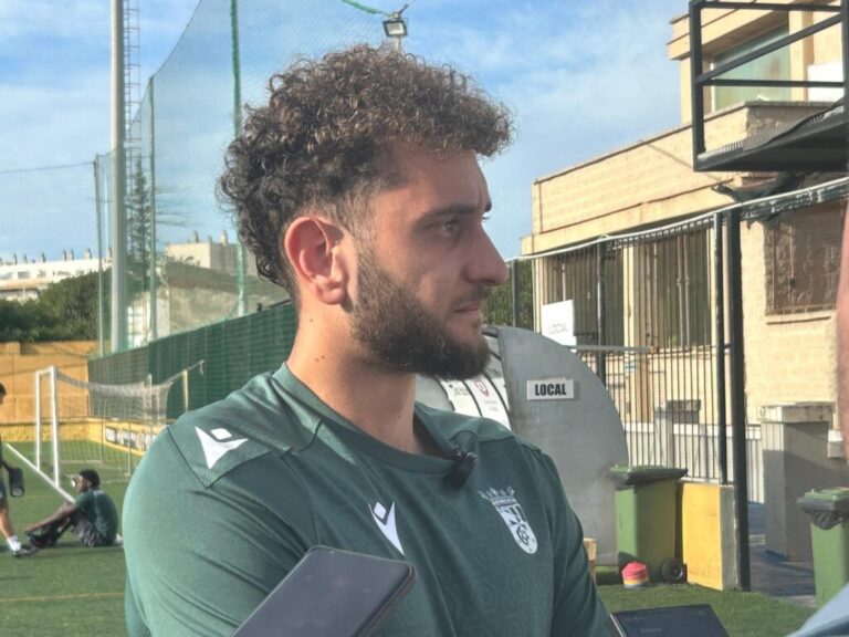 Paco Fernández: “En casa tenemos que sacar los tres puntos sea como sea”