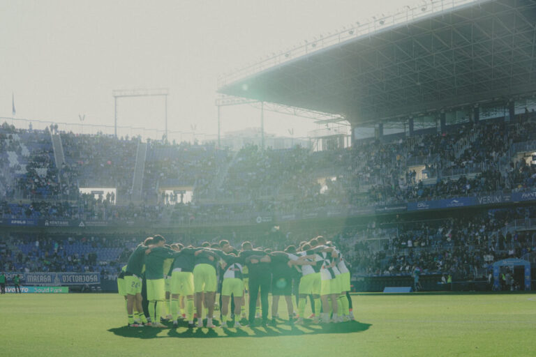 (2-1) El Málaga remonta y corta la racha del Ceuta