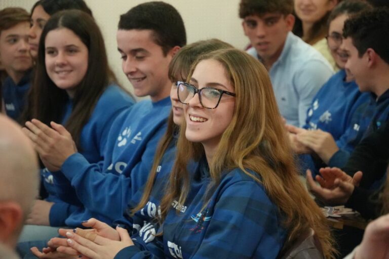 El triatlón ceutí celebra los 25 años con una gala de reconocimiento y proyección de futuro