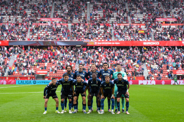 (1-2) El Ceuta asalta ‘El Molinón’ y alcanza los 54 puntos