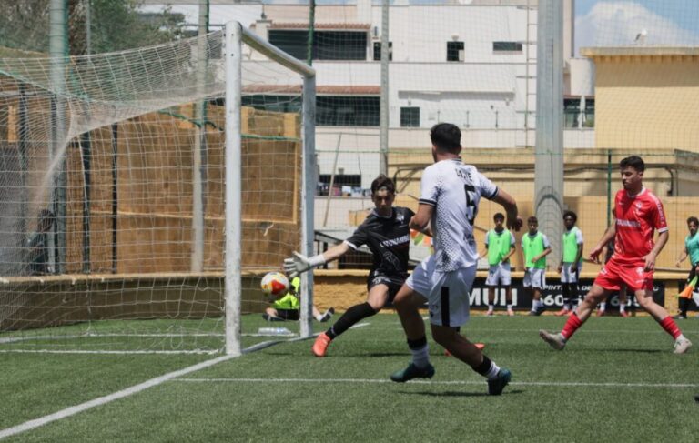 (2-2) El Ceuta B no puede con el penúltimo y dice adiós al play off