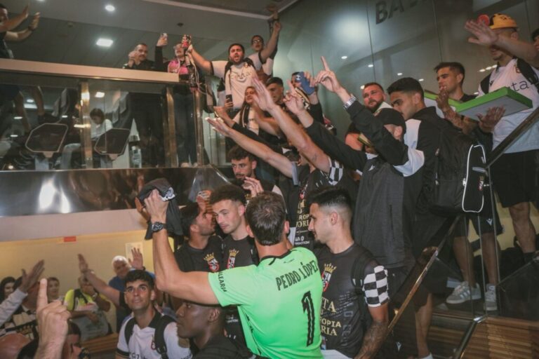 La AD Ceuta FC celebra un año de su histórico ascenso consolidándose en LALIGA Hypermotion